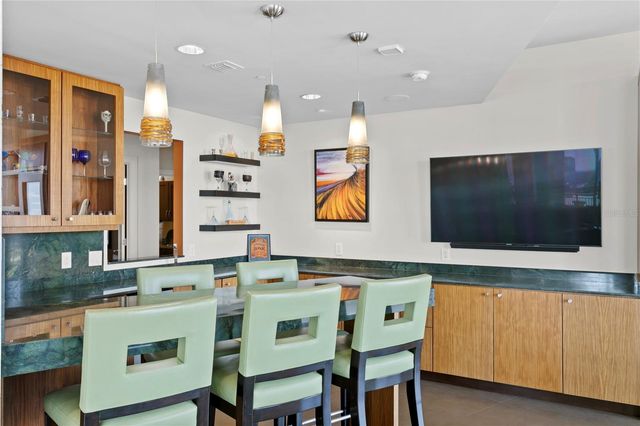 450 KNIGHTS RUN AVENUE 1704, Tampa, FL 33602