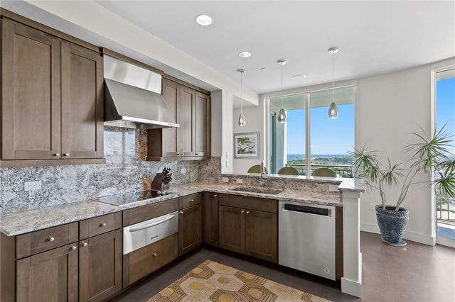 450 KNIGHTS RUN AVENUE 1704, Tampa, FL 33602