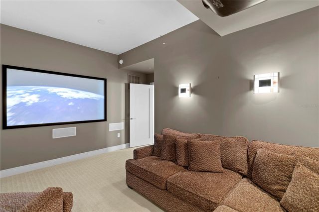 450 KNIGHTS RUN AVENUE 1704, Tampa, FL 33602