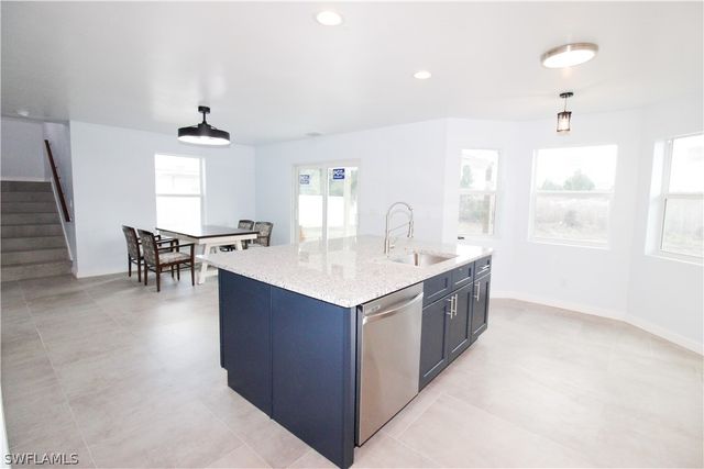 428 SW 19th AVE, Cape Coral, FL 33991