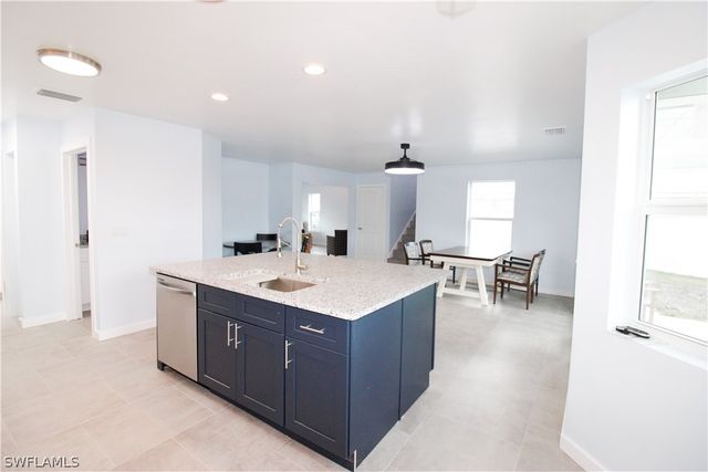 428 SW 19th AVE, Cape Coral, FL 33991