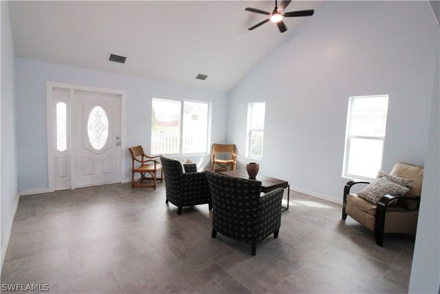 428 SW 19th AVE, Cape Coral, FL 33991