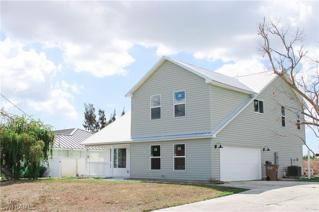 428 SW 19th AVE, Cape Coral, FL 33991