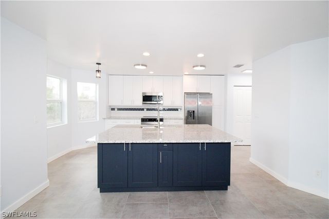 428 SW 19th AVE, Cape Coral, FL 33991