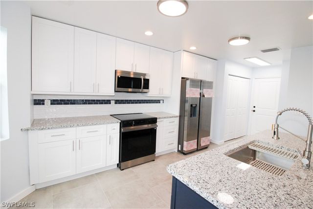 428 SW 19th AVE, Cape Coral, FL 33991