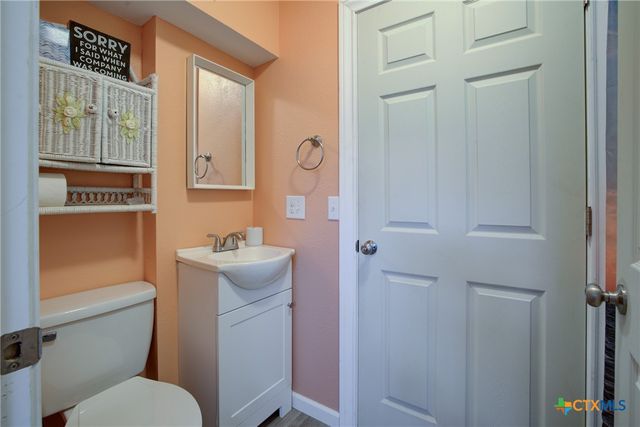 1657 Blueridge Drive, Canyon Lake, TX 78133