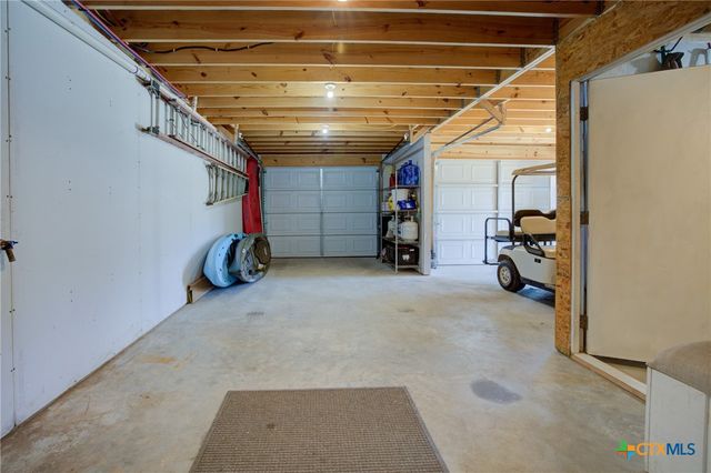 1657 Blueridge Drive, Canyon Lake, TX 78133