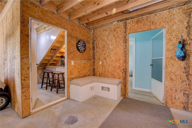 1657 Blueridge Drive, Canyon Lake, TX 78133