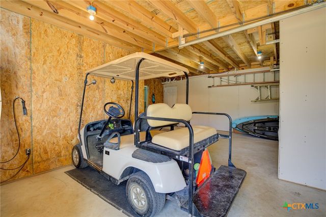 1657 Blueridge Drive, Canyon Lake, TX 78133