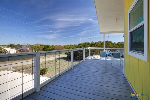 1657 Blueridge Drive, Canyon Lake, TX 78133