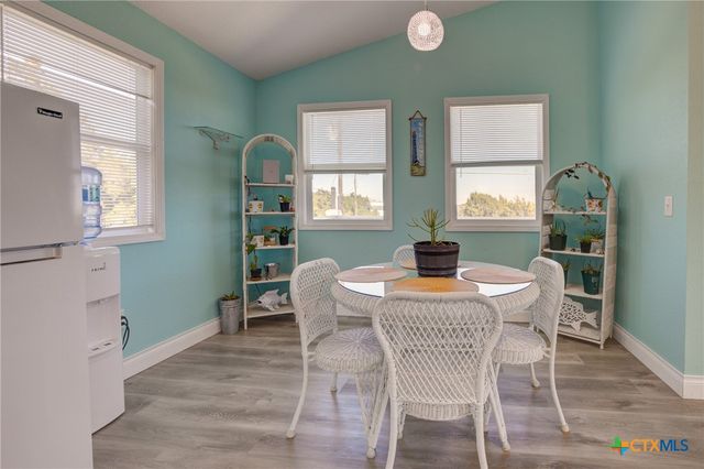 1657 Blueridge Drive, Canyon Lake, TX 78133