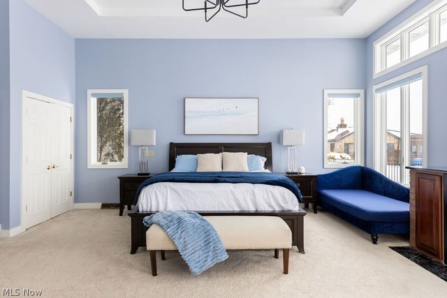 10710 Edgewater Drive, Cleveland, OH 44102