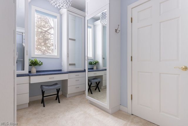 10710 Edgewater Drive, Cleveland, OH 44102