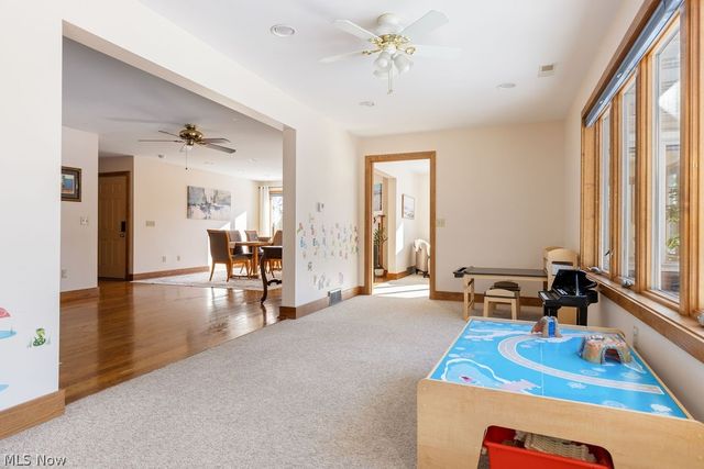 10710 Edgewater Drive, Cleveland, OH 44102