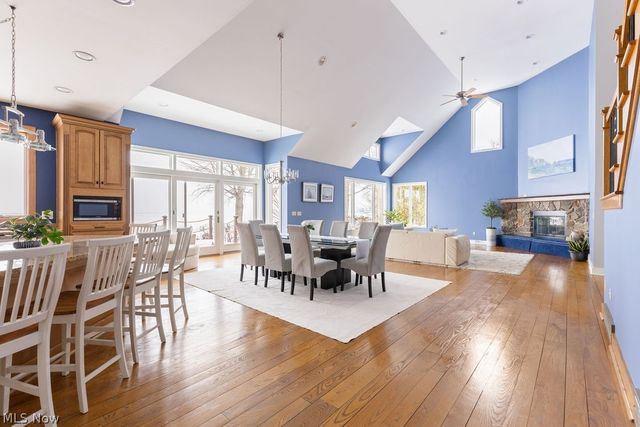 10710 Edgewater Drive, Cleveland, OH 44102