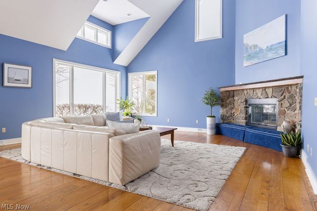 10710 Edgewater Drive, Cleveland, OH 44102