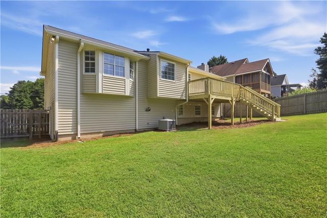 5430 Princeton Oaks Drive, Sugar Hill, GA 30518