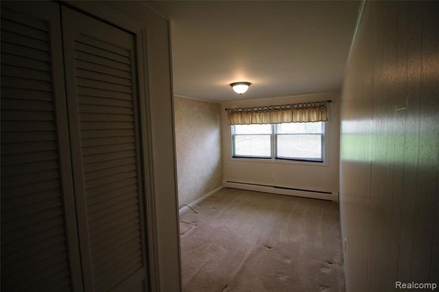 124 E Lafayette Street, Milford, MI 48381