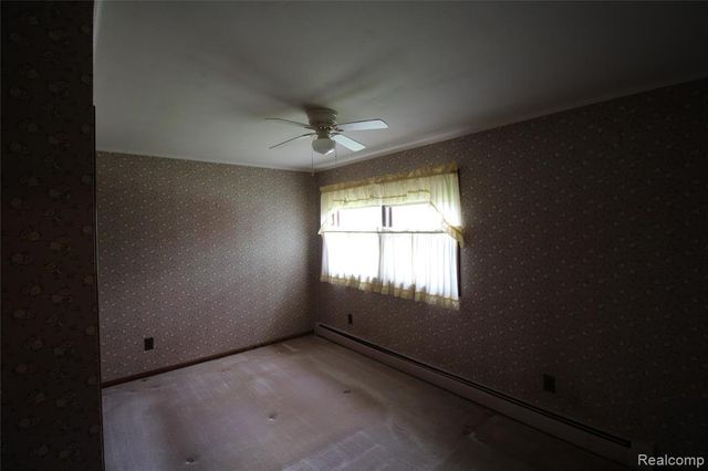 124 E Lafayette Street, Milford, MI 48381