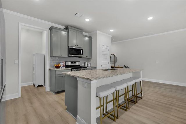 6710 Cedar Glen Road, Atlanta, GA 30360