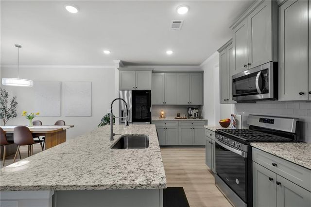 6710 Cedar Glen Road, Atlanta, GA 30360