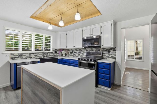 8316 Dalkeith Way, Antelope, CA 95843