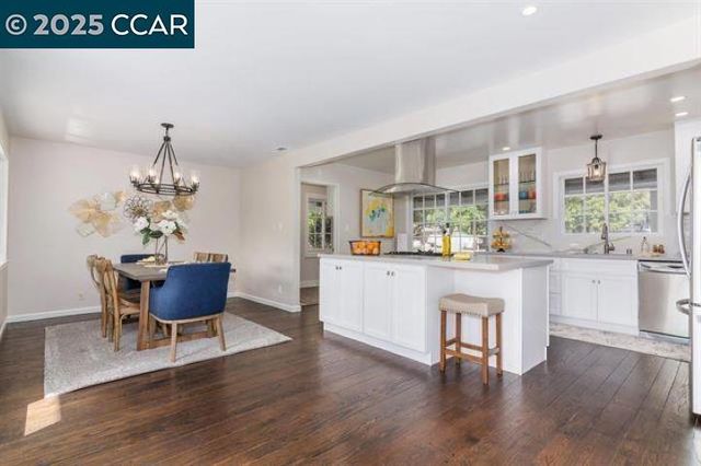 7 El Corte, Orinda, CA 94563