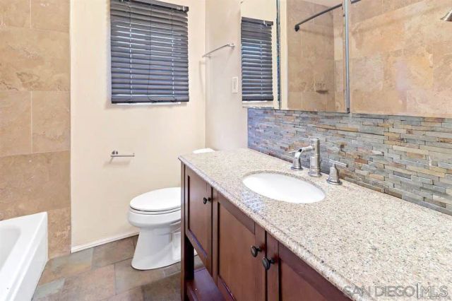 2621 L St, San Diego, CA 92102