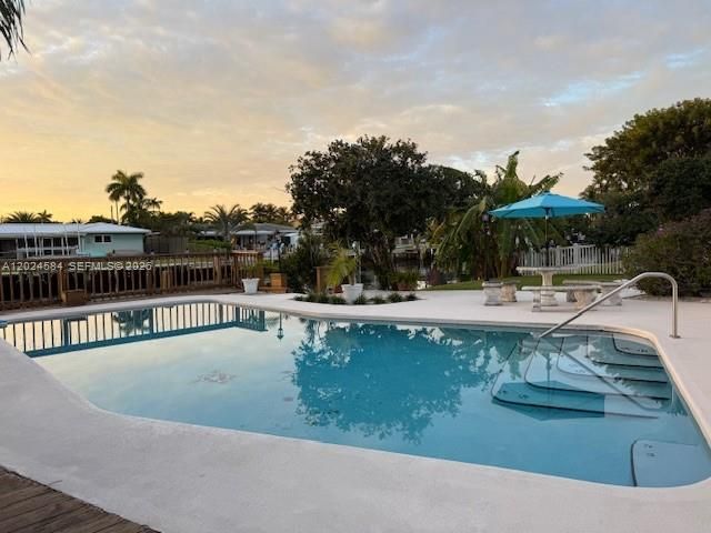 411 SE 6th Ave, Pompano Beach, FL 33060