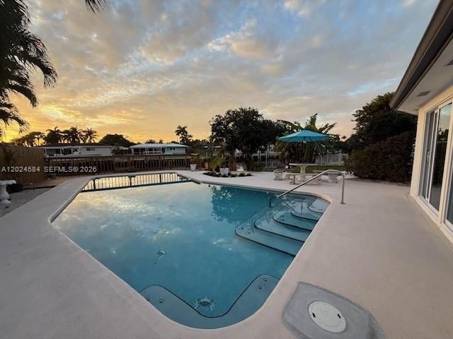 411 SE 6th Ave, Pompano Beach, FL 33060