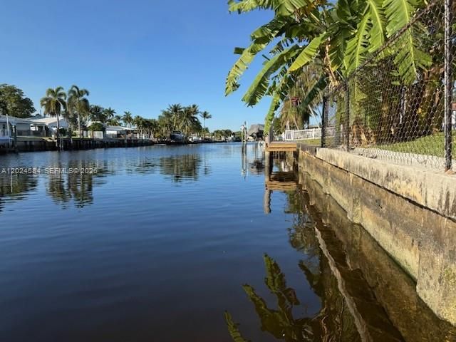 411 SE 6th Ave, Pompano Beach, FL 33060