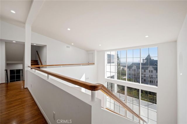 8246 Woodshill Trail, Los Angeles, CA 90069