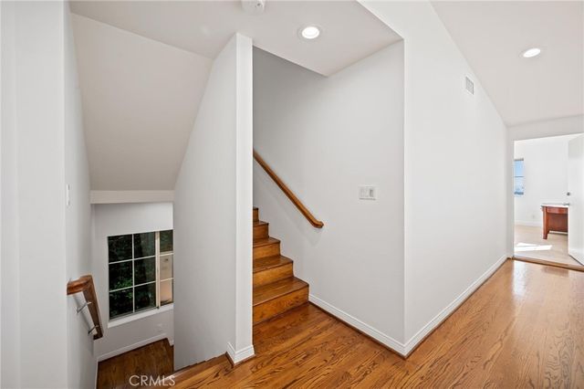 8246 Woodshill Trail, Los Angeles, CA 90069