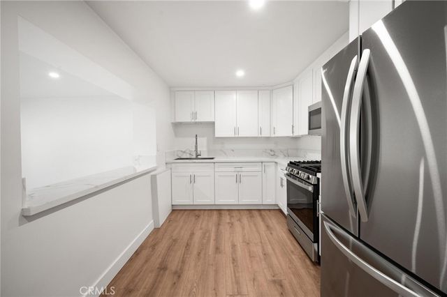 8246 Woodshill Trail, Los Angeles, CA 90069
