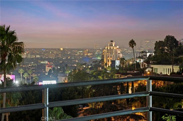 8246 Woodshill Trail, Los Angeles, CA 90069