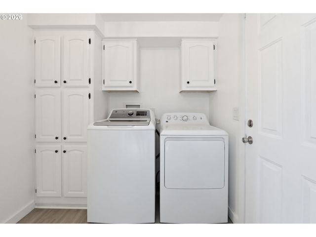 1412 W C Ave, La Center, WA 98629
