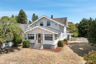 1104 S 223rd Street, Des Moines, WA 98198