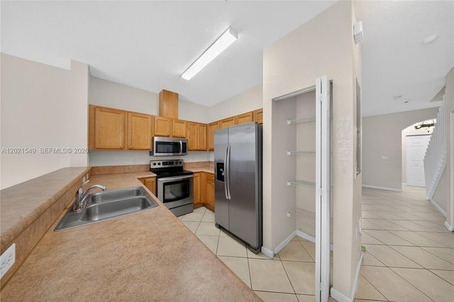 12010 SW 268th St 37, Homestead, FL 33032