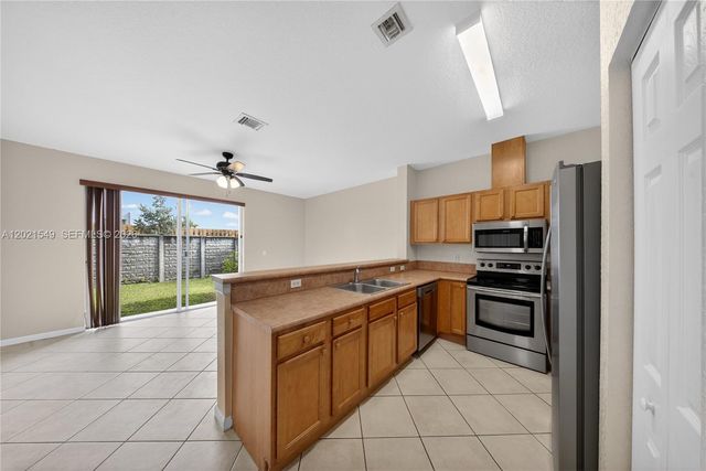 12010 SW 268th St 37, Homestead, FL 33032