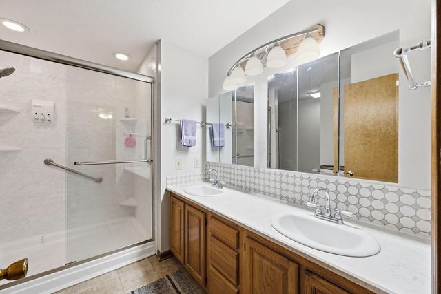 401 La Chance Court, Delaware, OH 43015