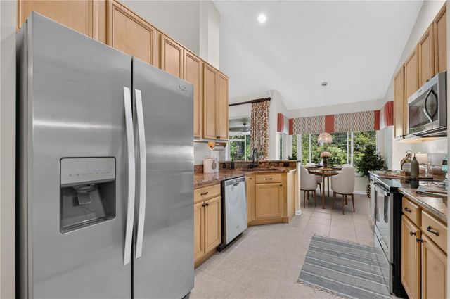 200 BLUE CREEK DRIVE, Winter Springs, FL 32708