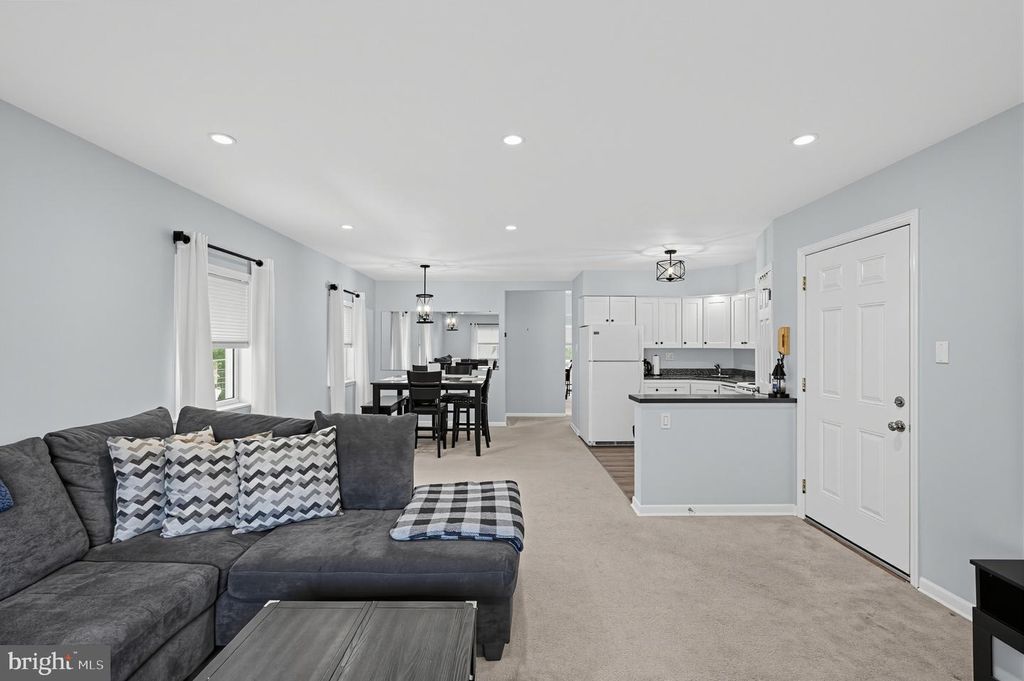 354 S SWARTHMORE AVE #B-2, SWARTHMORE, PA 19081 — exterior