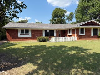 8605 Banff Drive, Dallas, TX 75243