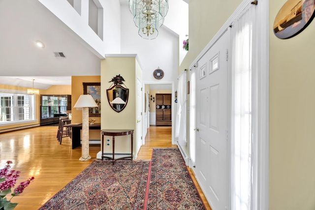 73 Snead Drive, Mashpee, MA 02649