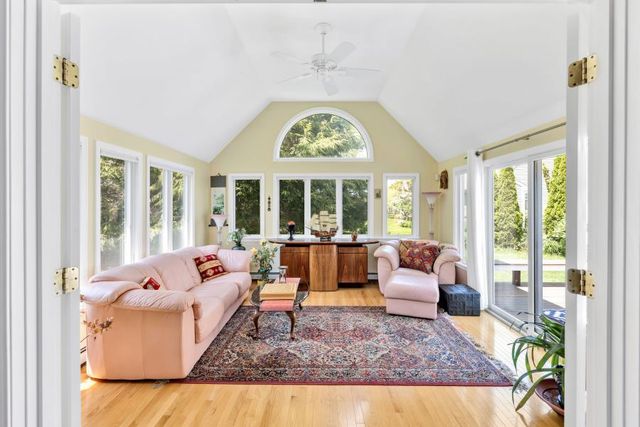 73 Snead Drive, Mashpee, MA 02649
