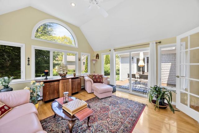 73 Snead Drive, Mashpee, MA 02649