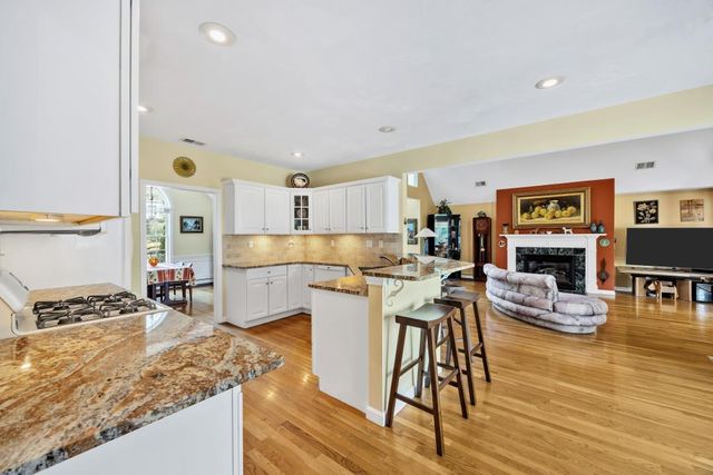 73 Snead Drive, Mashpee, MA 02649