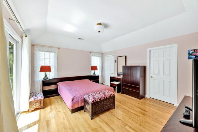 73 Snead Drive, Mashpee, MA 02649