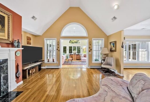 73 Snead Drive, Mashpee, MA 02649