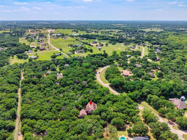 8000 Walnut Drive, Alvarado, TX 76009